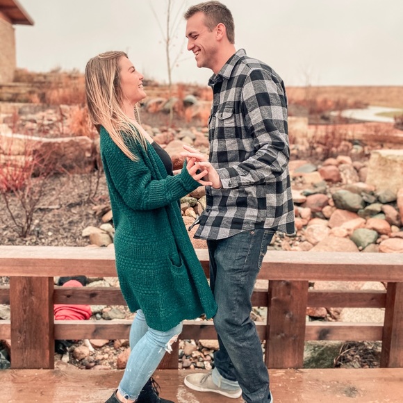 Meet your Posher, Cassie - Picture 5 of 5